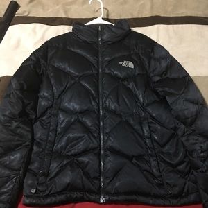 Womens Northface 550 Puffer Size Large